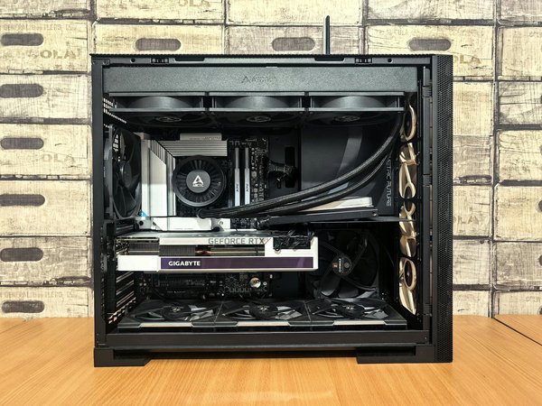 What are the top smartphone computing features desired by UK users?